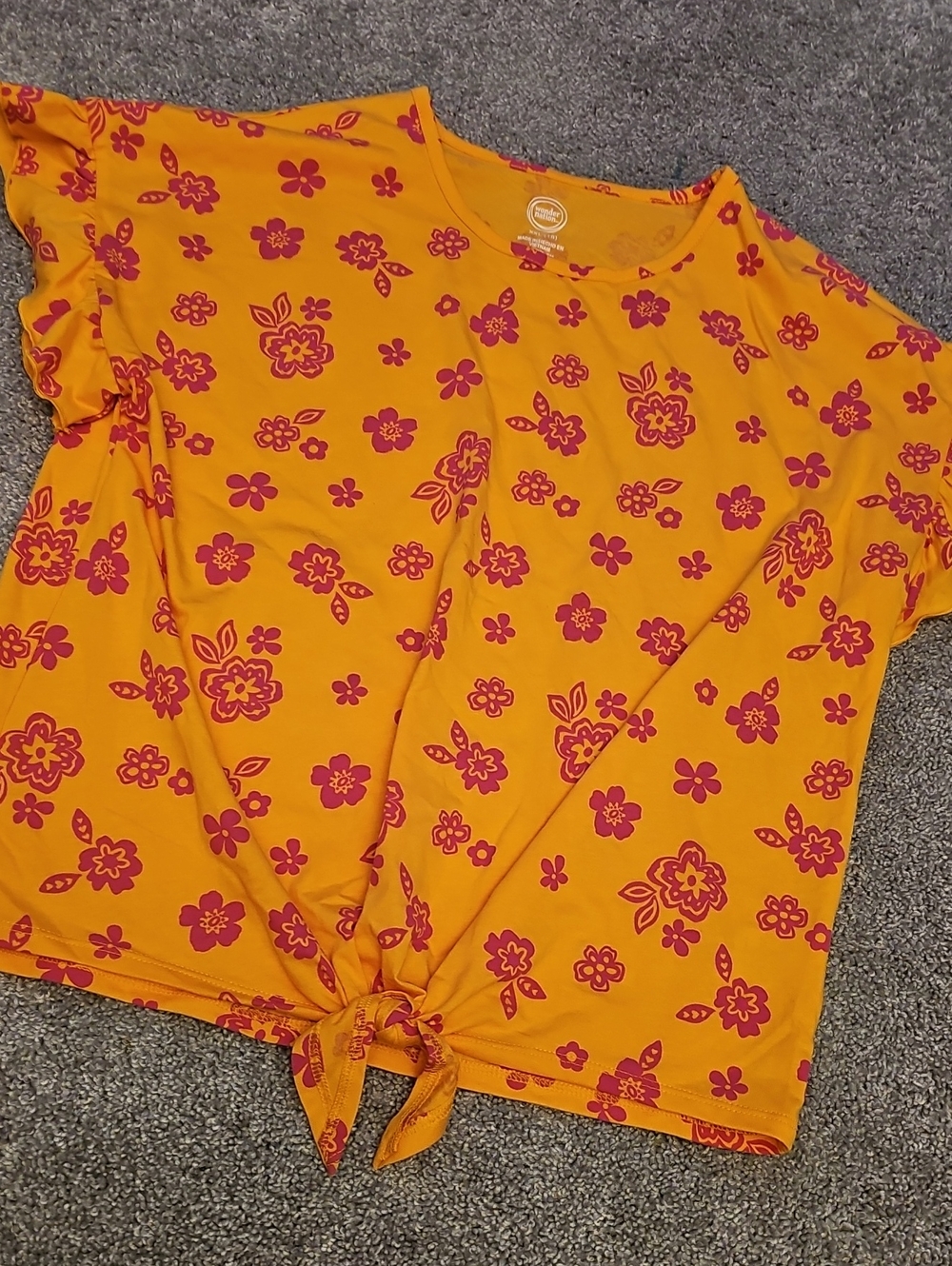J3🔹️wonder nation Orange Floral Tie-Front Crop Top with Pink Flowers